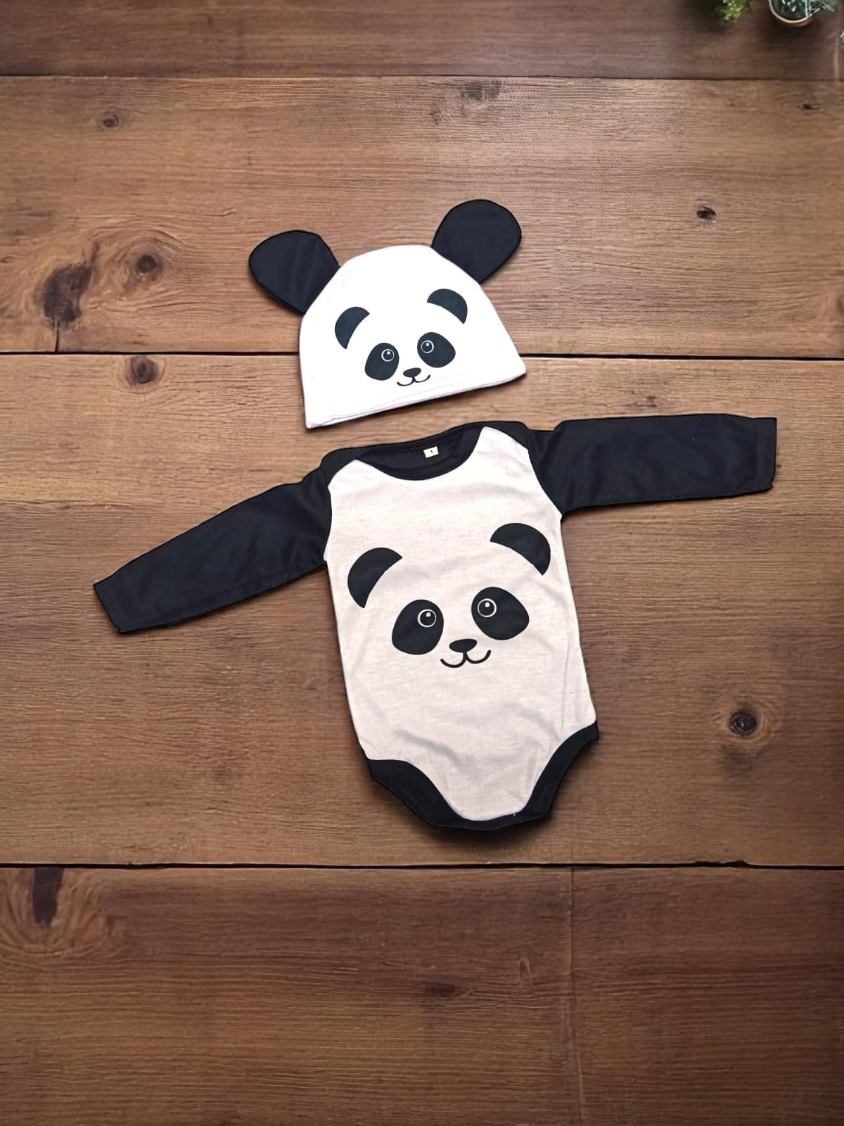🐼✨ Conjunto Panda Ternura – Dulzura y comodidad en un solo look