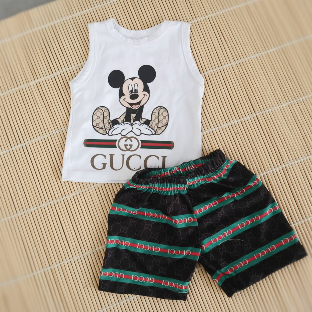 Conjunto Caserito Mickey Gucci🐭✨